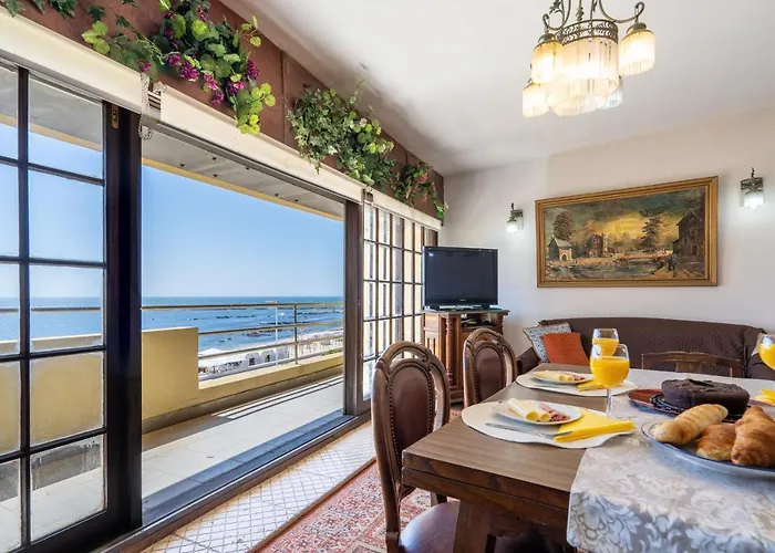 Host Wise - Spacious & Sunny Vintage At The Apartmán *