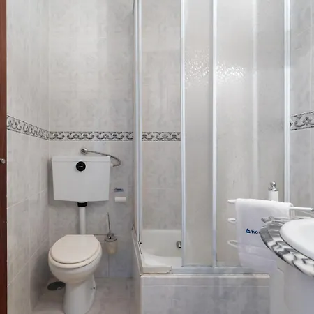 Host Wise - Spacious & Sunny Vintage At The Apartment Vila do Conde