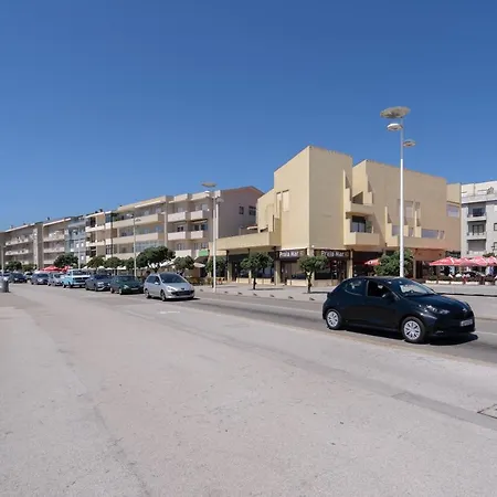 Host Wise - Spacious & Sunny Vintage At The Διαμέρισμα