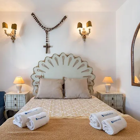 Διαμέρισμα Host Wise - Spacious & Sunny Vintage At The